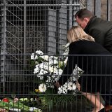 La ministre de l'Intérieur Nancy Faeser a déposé des fleurs sur les lieux de la tuerie à Hambourg.